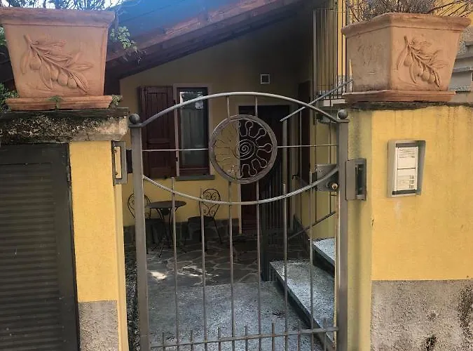 בית נופש Casa Delle Streghe - Morgana Maccagno